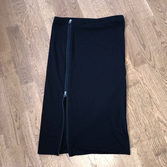 Skirt - Picture 1 of 4